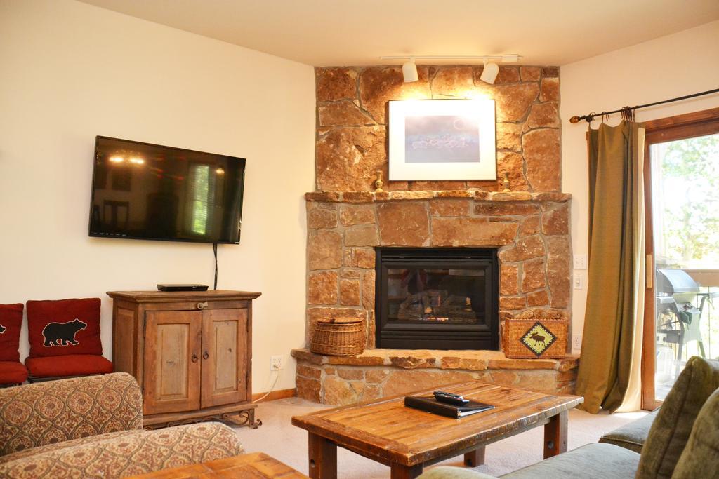 Los Pinos By Ski Village Resorts Breckenridge Exterior photo