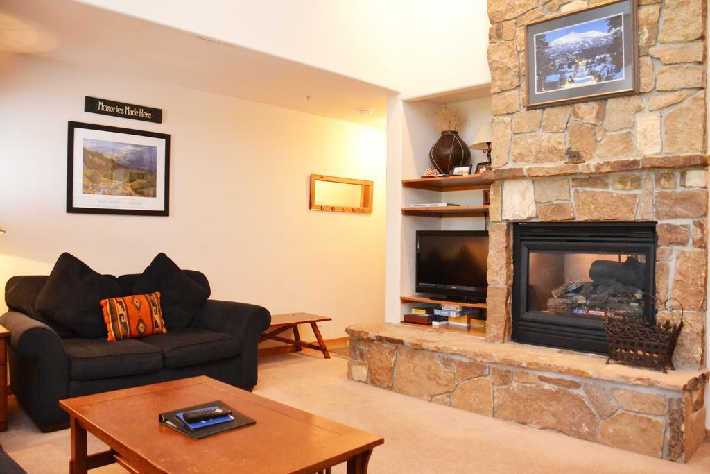 Los Pinos By Ski Village Resorts Breckenridge Exterior photo