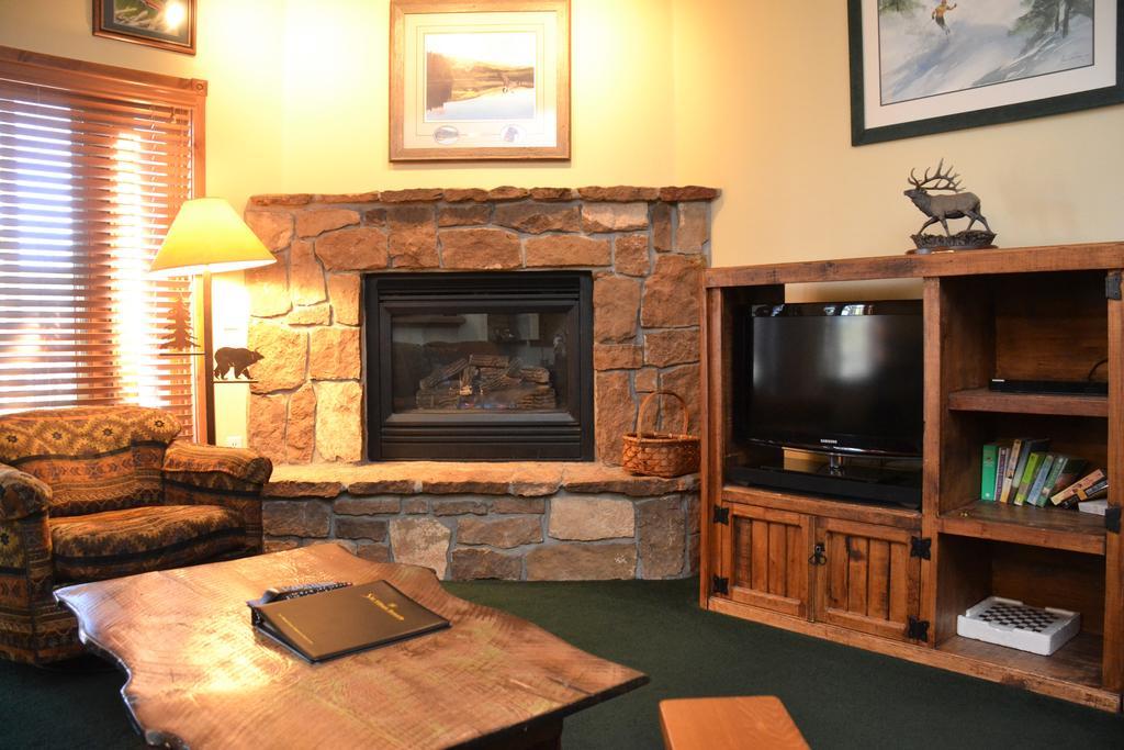 Los Pinos By Ski Village Resorts Breckenridge Exterior photo