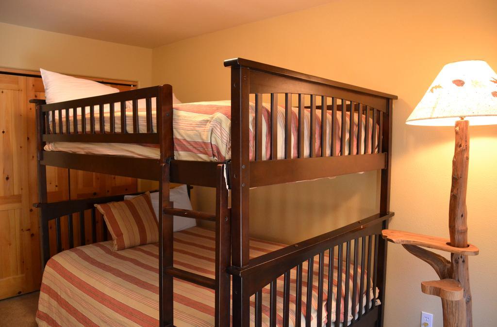 Los Pinos By Ski Village Resorts Breckenridge Exterior photo