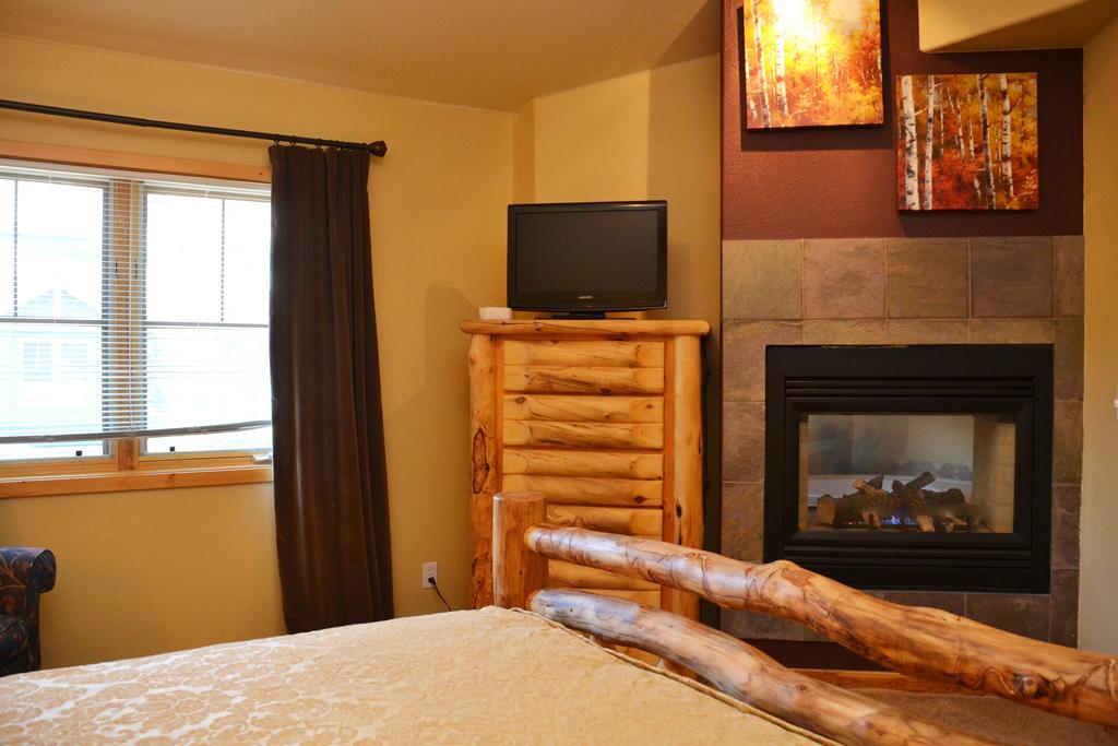 Los Pinos By Ski Village Resorts Breckenridge Exterior photo